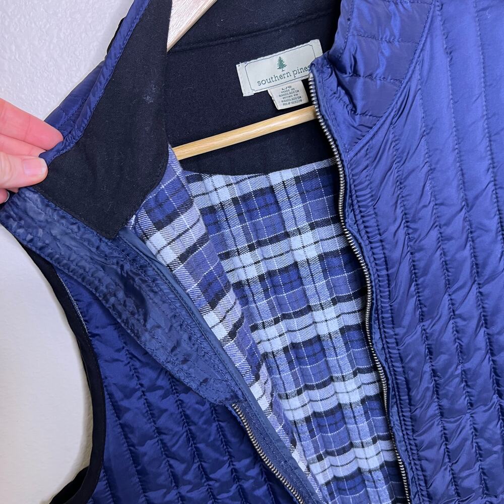 Southern Pines Navy Quilted Pocketed Vest Large - Picture 6 of 12